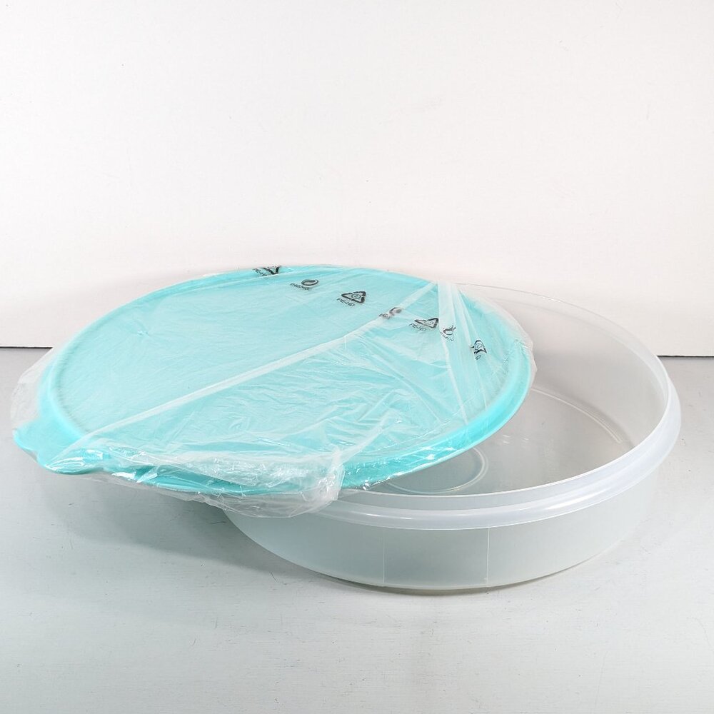 TUPPERWARE FreezerSmart Round Container Pie Keeper 4889 +Aqua BUTTERFLY Tab lid